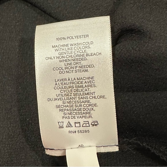 Express V-Neck Button-Down Tie-Front Blouse (Black) XL - Picture 7 of 8